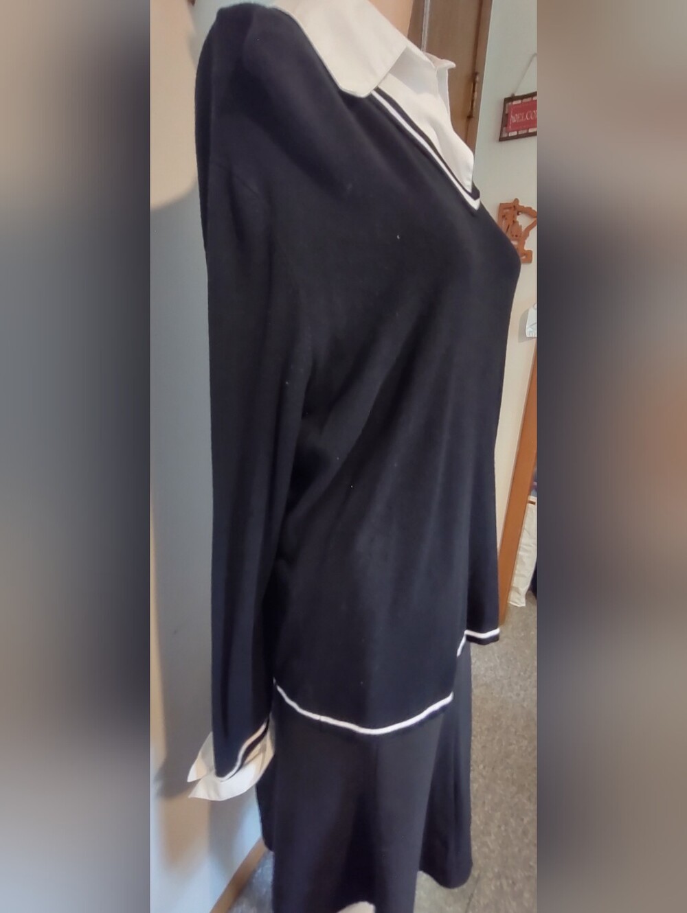 Notations Black V-Neck Layered Sweater Top Long Sleeve XL Attached White Shirt